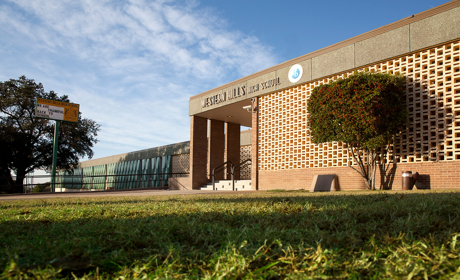 Western Hills High School / Homepage